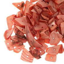 Shell Chip Beads (7 - 12 x 9 - 27 x 1.5 - 4 mm) Chili (50 gram)