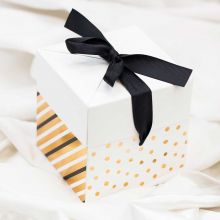 Pop up Gift Box (10 x 10 x 10 cm) White-Gold (1 piece)