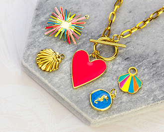 Trendy pendants